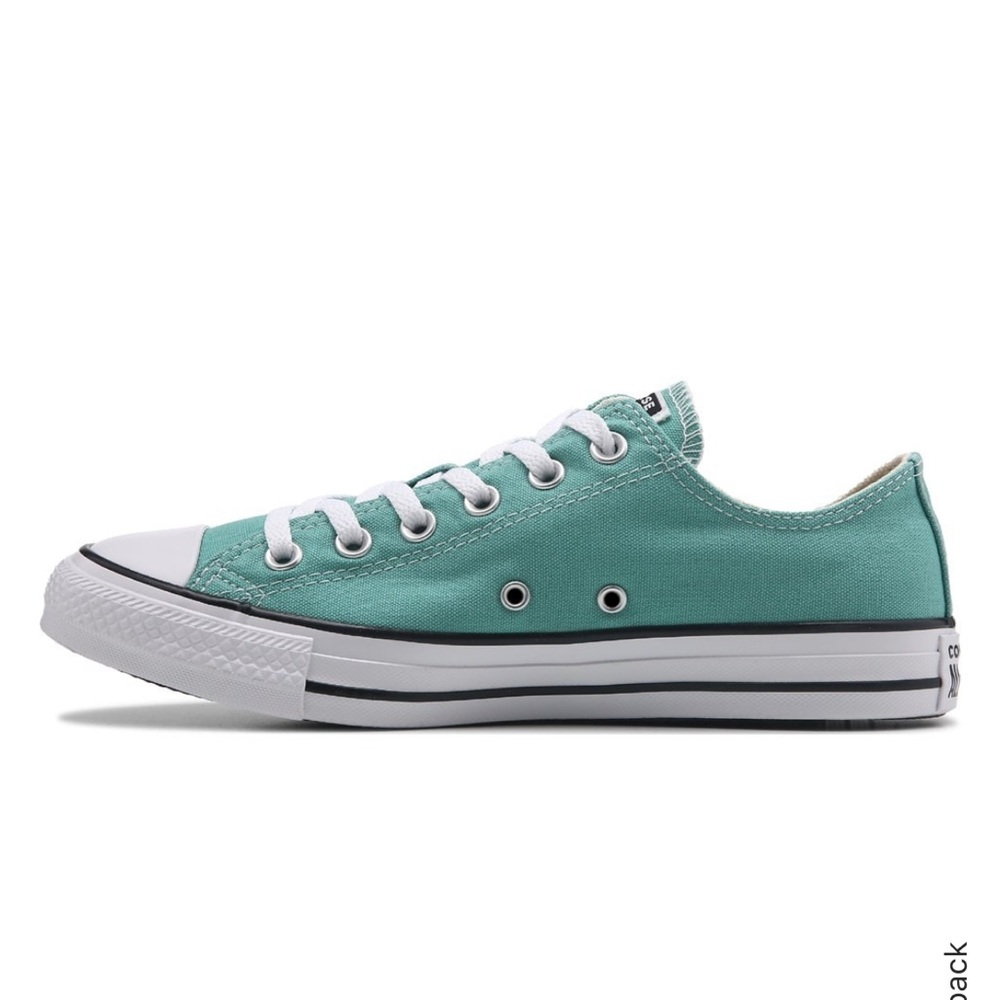 Chuck Taylor All Star Low Top Sneaker - Unisex - Picture 3 of 11